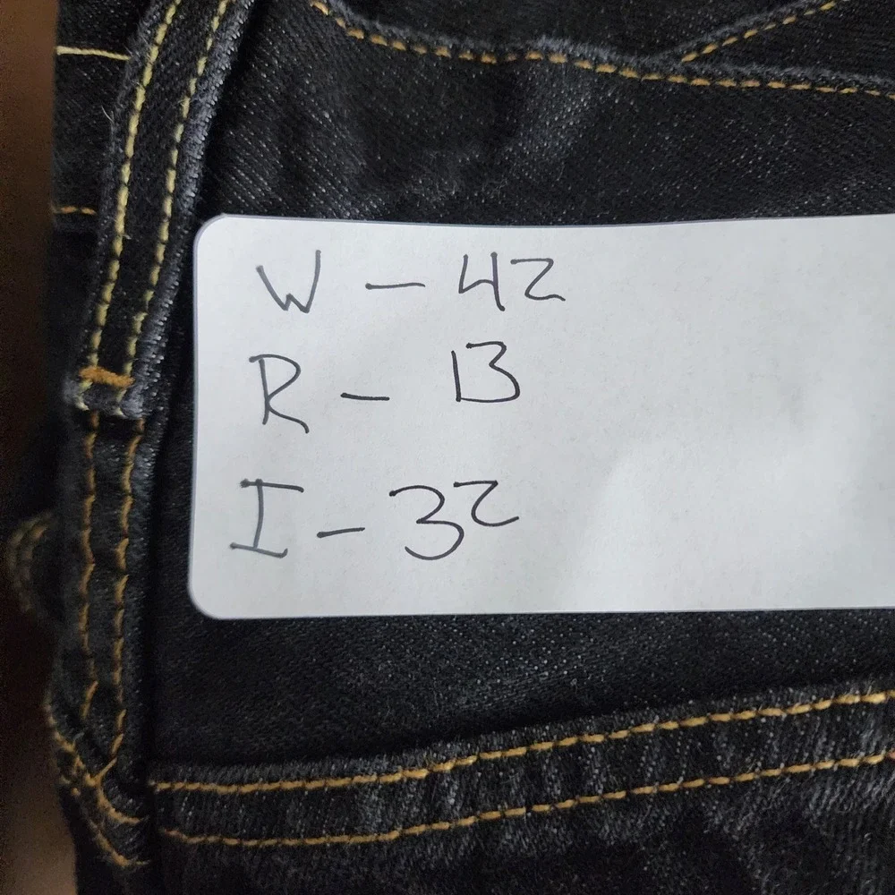 Levis 501 Original Fit Jeans Mens 42x32 Black Denim Button Fly Straight Leg
